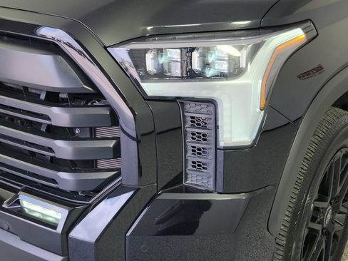 Used 2025 Toyota Tundra Limited image 10