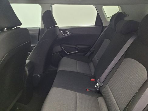 Used 2021 Kia Soul GT-Line FWD image 18