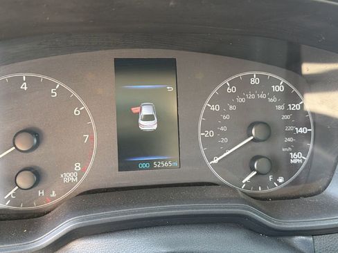 Used 2024 Toyota Corolla LE image 8