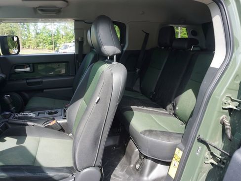 Used 2011 Toyota FJ Cruiser 4WD w/ Trail Teams Special Edition image 10