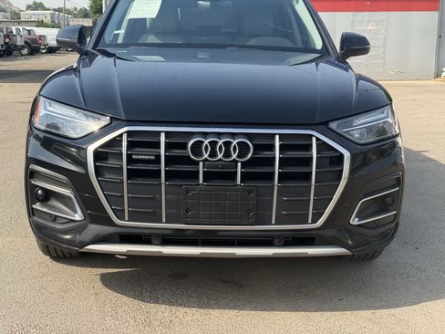 Used 2021 Audi Q5 2.0T Premium Plus AWD/4WD image 23