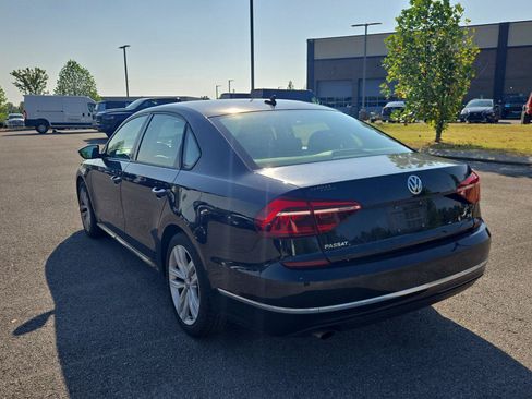 Used 2019 Volkswagen Passat 2.0T Wolfsburg w/ Wheels & Sunroof Package FWD image 5