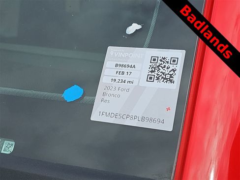 Used 2023 Ford Bronco Badlands image 24