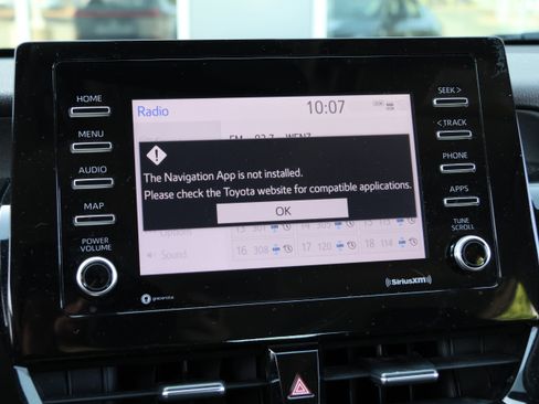 Used 2022 Toyota Camry SE FWD image 22