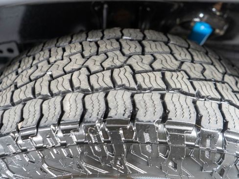 Used 2014 Toyota Tacoma 4x4 Double Cab w/ TRD Sport Package image 26