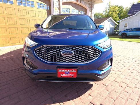 Used 2023 Ford Edge SEL image 8