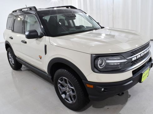 Used 2024 Ford Bronco Sport Badlands image 5
