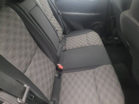 Used 2020 Nissan Rogue Sport SV w/ All-Weather Package FWD image 19