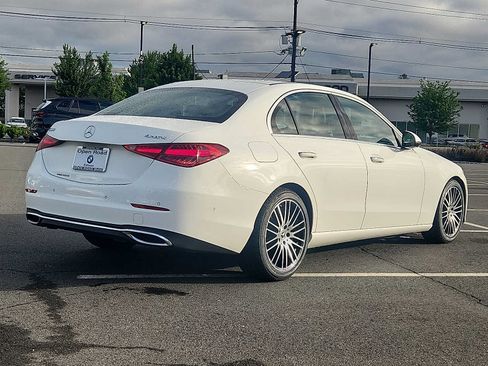 Used 2022 Mercedes-Benz C 300 4MATIC Sedan image 6