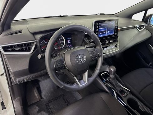 Used 2021 Toyota Corolla SE FWD image 10