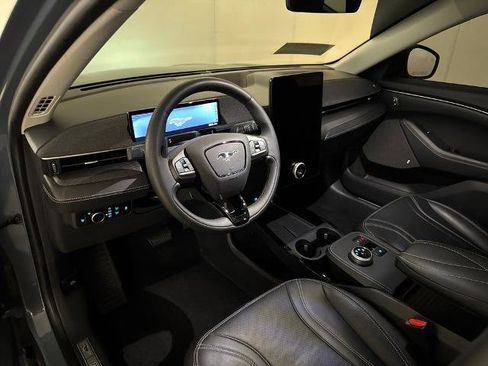 Certified 2023 Ford Mustang Mach-E Premium image 5