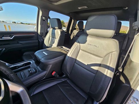 New 2026 GMC Sierra 2500 Denali w/ Denali Reserve Package image 24