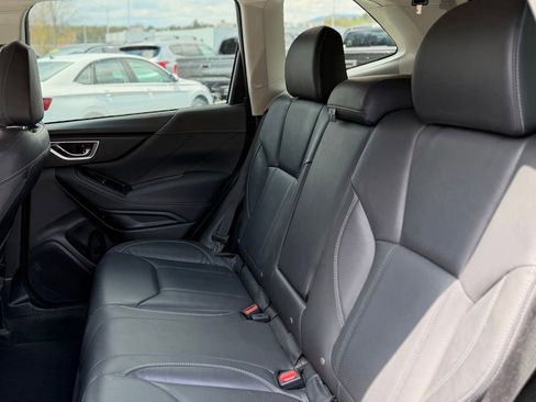 Used 2021 Subaru Forester Limited AWD/4WD image 5
