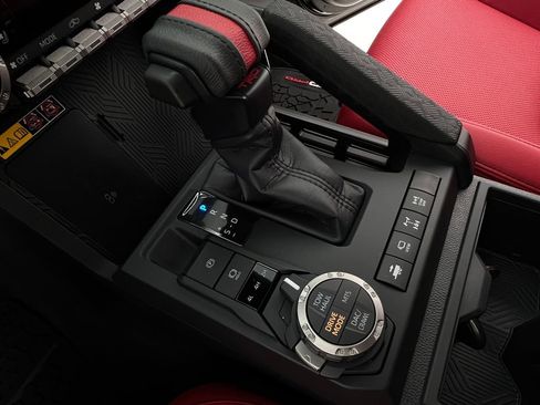 Used 2025 Toyota Tacoma TRD Pro w/ Tow Tech Package image 33