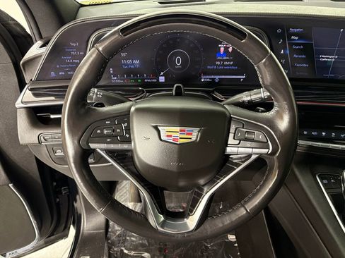 Used 2023 Cadillac Escalade ESV Sport image 19