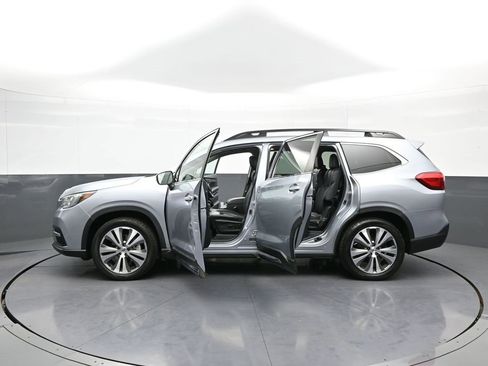 Used 2021 Subaru Ascent Limited w/ Technology Package image 45