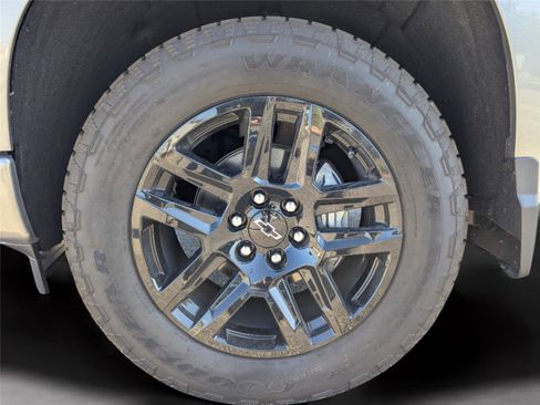 New 2026 Chevrolet Silverado 1500 RST image 9