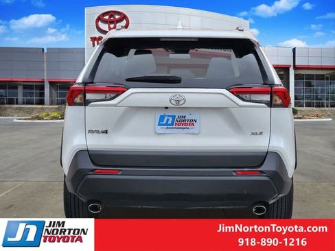 Used 2024 Toyota RAV4 XLE image 6