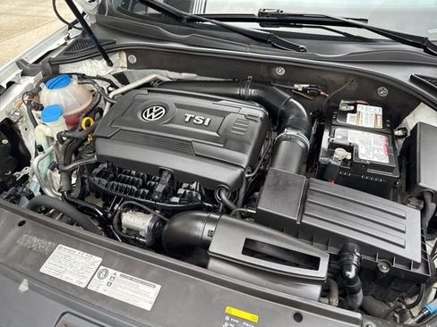 Used 2017 Volkswagen Passat 1.8T SE FWD image 27
