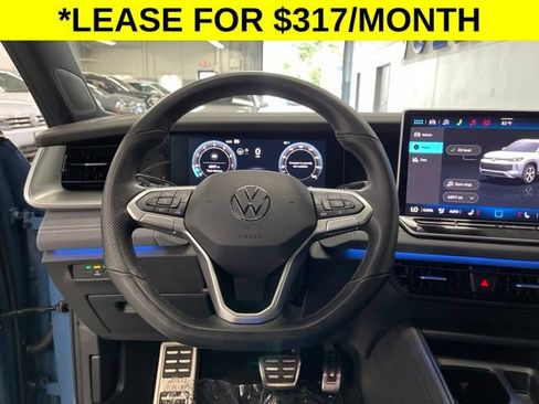 Used 2026 Volkswagen Tiguan SE R-Line AWD/4WD image 15