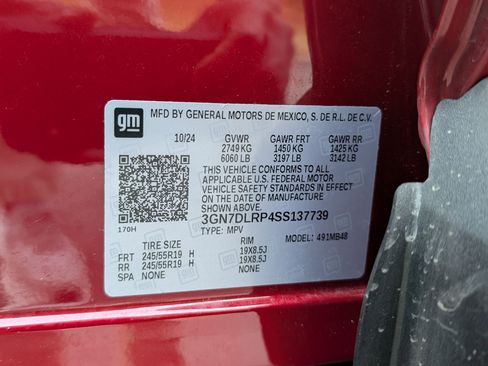 Used 2025 Chevrolet Equinox EV LT image 35