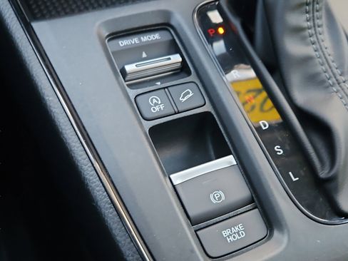 Certified 2023 Honda CR-V LX image 9