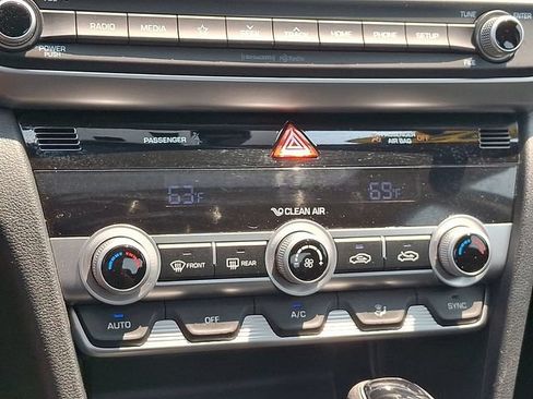 Used 2020 Hyundai Elantra Value Edition w/ Cargo Package (C1) FWD image 16