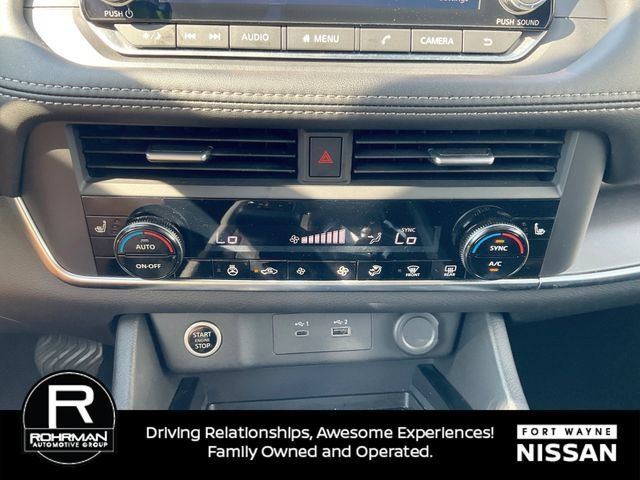 Certified 2023 Nissan Rogue SV w/ SV Premium B Package AWD/4WD image 19