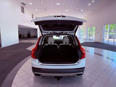 Used 2017 Volvo XC90 T6 Inscription w/ Vision Package image 7