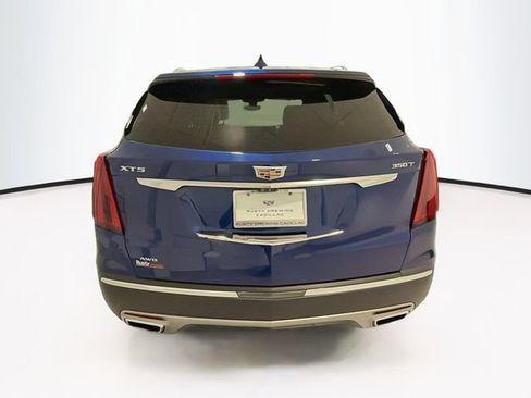 Used 2023 Cadillac XT5 Premium Luxury w/ Technology Package AWD/4WD image 5