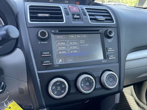 Used 2017 Subaru Forester 2.5i w/ Popular Package #2A image 10