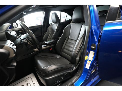 Used 2017 Lexus IS 200t F Sport w/ F Sport Package RWD image 11