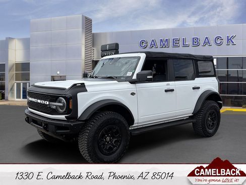 Certified 2022 Ford Bronco Wildtrak AWD/4WD image 1