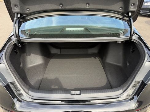 New 2026 Honda Accord LX image 11