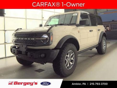 Used 2025 Ford Bronco Badlands AWD/4WD image 1