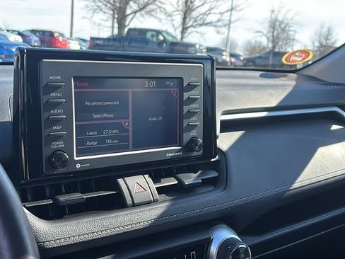 Used 2022 Toyota RAV4 XLE w/ Convenience Package AWD/4WD image 19