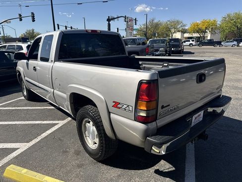 Used 2004 GMC Sierra 1500 SLE w/ Safe And Sound Package AWD/4WD image 3