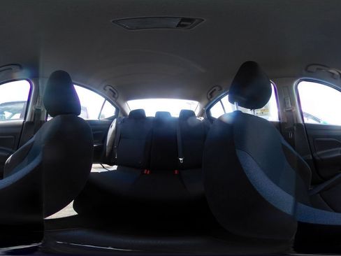 Used 2025 Nissan Versa SV FWD image 40