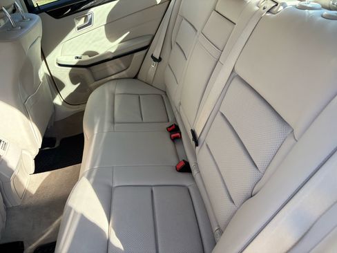 Used 2016 Mercedes-Benz E 350 E350 Sport 4MATIC Sedan image 19