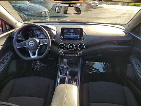 Used 2024 Nissan Sentra SV image 13