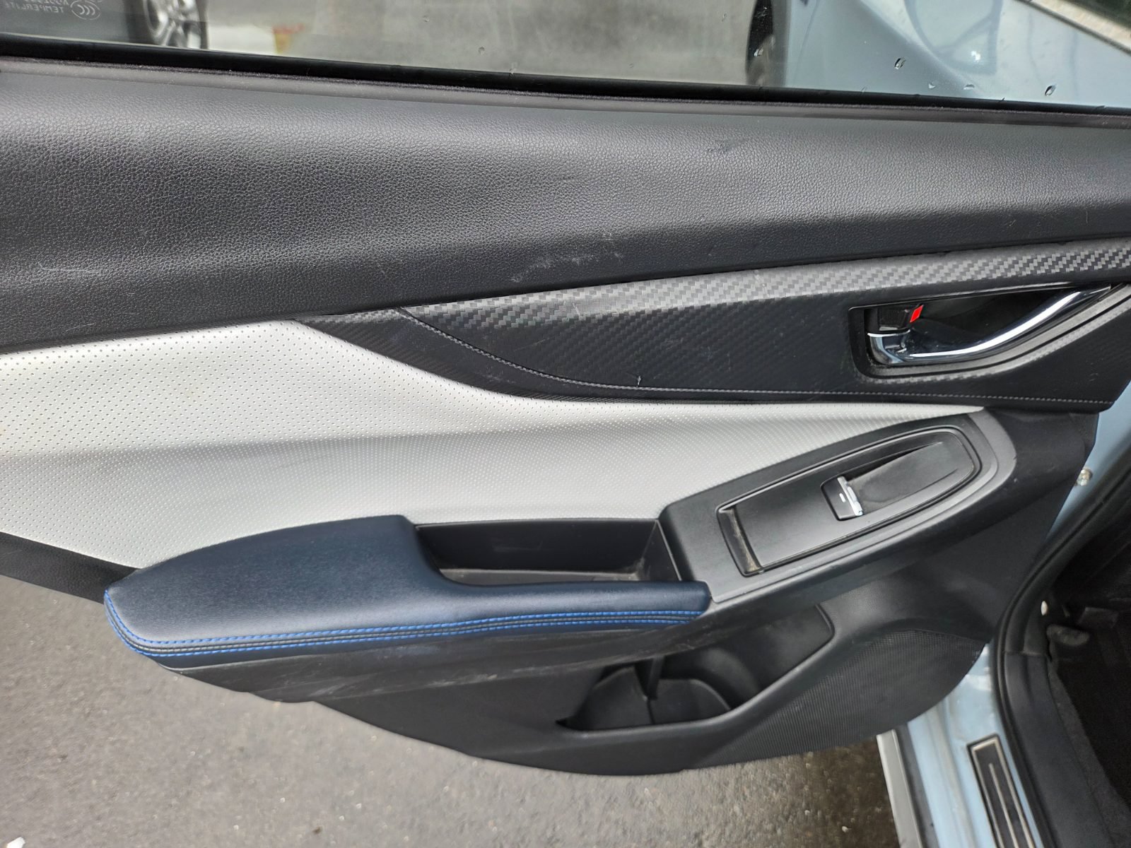 Used 2019 Subaru Crosstrek Hybrid w/ Moonroof Package w/Navigation AWD/4WD image 10
