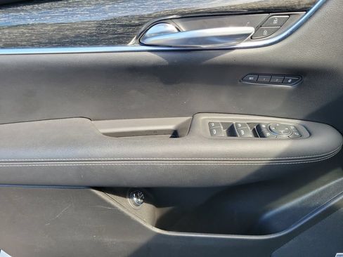 Used 2021 Cadillac XT5 Premium Luxury w/ LPO, Floor Liner Package AWD/4WD image 25