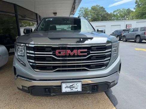 Certified 2025 GMC Sierra 1500 SLT AWD/4WD image 2