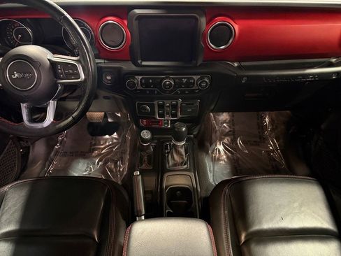 Used 2021 Jeep Wrangler Unlimited Rubicon w/ Uconnect 4C Nav & Sound Group image 34