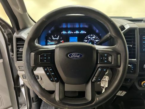Used 2022 Ford F550 4x4 Crew Cab Super Duty w/ Power Equipment Group image 10