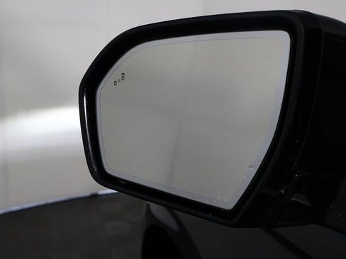 Used 2022 Ford Expedition Limited image 40