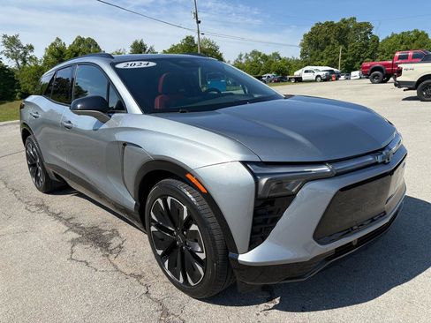Used 2024 Chevrolet Blazer EV RS RWD image 1