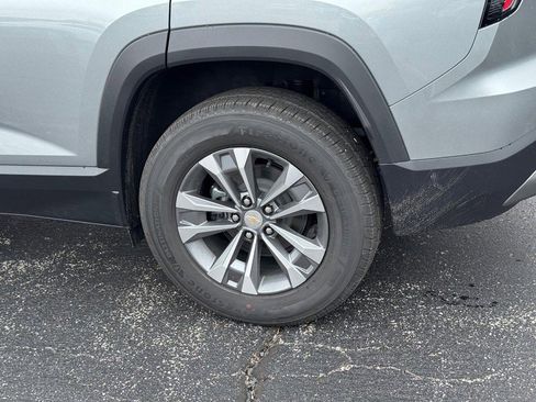 New 2026 Chevrolet Equinox LT w/ Convenience Package II image 4