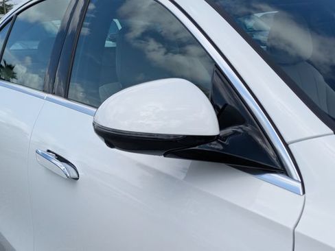 New 2026 Mercedes-Benz E 350 4MATIC Sedan image 14