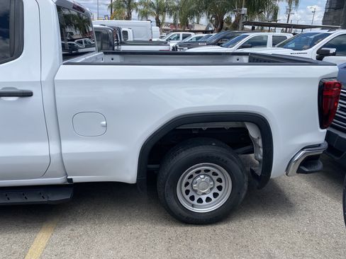 Used 2023 GMC Sierra 1500 Pro w/ Convenience Package RWD image 7